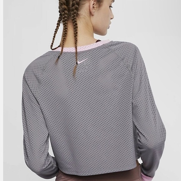 🔥Nike | Women's grey mesh cropped crewneck running top, pink/white accents sz XS - Picture 16 of 16